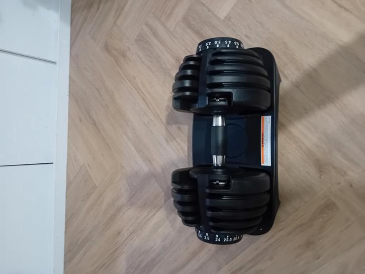 Verstelbare dumbell, Sport en Fitness, Fitnessapparatuur, Zo goed als nieuw, Ophalen
