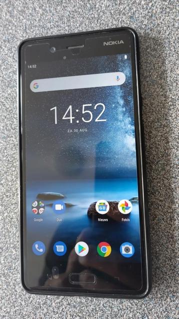 Nokia 8 met hoesje en screenprotector. beschikbaar voor biedingen