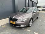 Skoda Superb Combi 1.8 TSI Elegance Business Line DSG LEER M, Auto's, Skoda, Euro 5, 74 €/maand, 4 cilinders, 700 kg