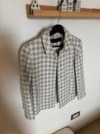 Boucle jasje van Zara, Ophalen of Verzenden, Zo goed als nieuw, Maat 38/40 (M)