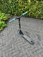Een blauw-zwarte step, Ophalen, Zo goed als nieuw, Gewone step, Slamm scooter