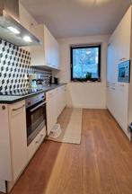 Witte keuken met apparaten, Ophalen, Wit, Hoekkeuken, Zo goed als nieuw