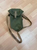 Ww2 britse gasmasker tas op naam, Ophalen of Verzenden, Landmacht, Engeland, Overige typen
