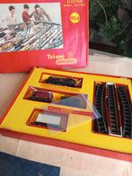 Triang compl. treinset, Gelijkstroom, Verzenden, Wagon, Zo goed als nieuw