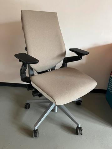 Steelcase bureaustoel beschikbaar voor biedingen