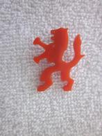 Speldje Nederlandse Leeuw kleur oranje lengte leeuw 3,3 cm., Ophalen of Verzenden, Zo goed als nieuw, Nederland, Speld(je) of Lepel(tje)