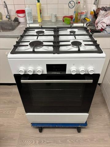Bosch: Gasfornuis – Elektrische Oven - Hete Lucht - Schoon beschikbaar voor biedingen