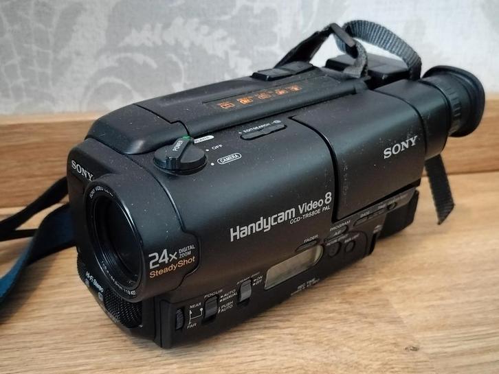 Sony Video 8 Camera CCD-TR580E, Audio, Tv en Foto, Videocamera's Analoog, Camera, 8mm, Ophalen of Verzenden