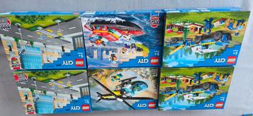 LEGO City Sets - 60304, 60369, 60405, 60373 beschikbaar voor biedingen