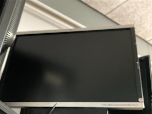 Hp Compaq LA2405WG lcd monitor 7 stuks, Computers en Software, Monitoren, Gebruikt, 60 Hz of minder, DVI, VGA, LED, Full HD, 5 ms of meer