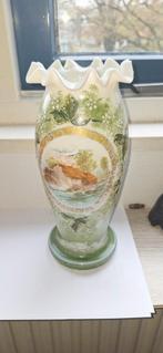 vase en opaline handwerk, Antiek en Kunst, Antiek | Vazen, Ophalen of Verzenden