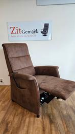 Gealux sta op fauteuil met accu bij Zitgemak in joure, Ophalen of Verzenden