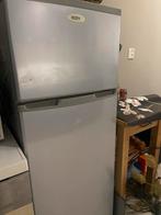 Nette Koelkast - 144cm hoog, 54cm breed, Ophalen, 200 liter of meer, Zo goed als nieuw, 140 tot 160 cm