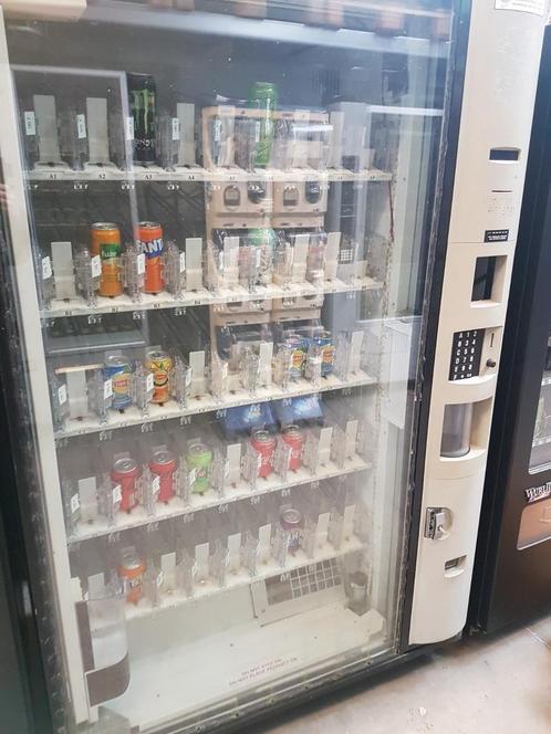 Frisdrank automaat met lift gekoeld, Verzamelen, Automaten | Overige, Zo goed als nieuw, Ophalen