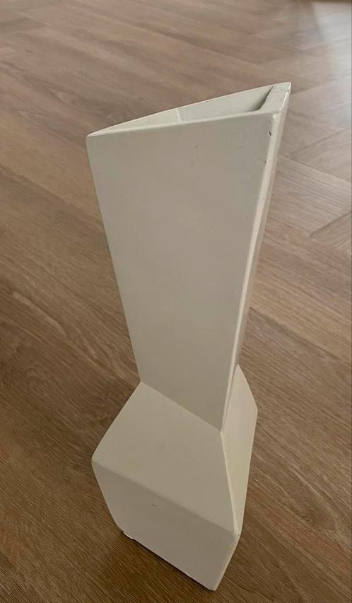 Vaas bloempot organische vorm, Huis en Inrichting, Woonaccessoires | Vazen, Zo goed als nieuw, Minder dan 50 cm, Aardewerk of Porselein