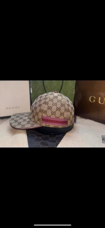 Exclusieve Gucci Pet Limited Edition Pet – Zeldzaam & Luxe! beschikbaar voor biedingen