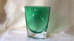 Krosno Groene glas Vaas.   Vintage, Antiek en Kunst, Antiek | Glas en Kristal, Ophalen of Verzenden