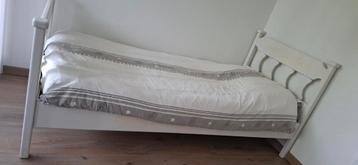 Wit Houten Kinderbed beschikbaar voor biedingen
