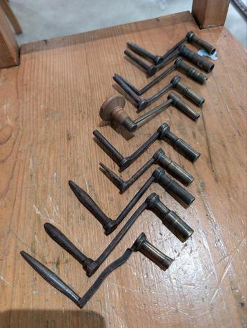 10 antieke Engelse klok slechts €50. beschikbaar voor biedingen