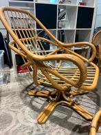Rotan draaistoel, Ophalen