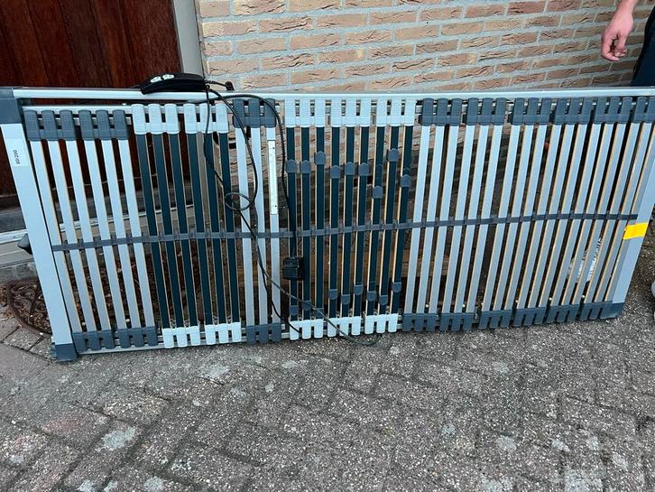 2x Elektrische Lattenbodem 80x200 + Bedombouw, Huis en Inrichting, Slaapkamer | Matrassen en Bedbodems, Gebruikt, Bedbodem, 80 cm