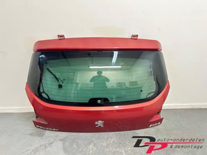 Achterklep van een Peugeot 3008 (LKR), Auto-onderdelen, Carrosserie en Plaatwerk, Achterklep, Peugeot, Gebruikt, 3 maanden garantie