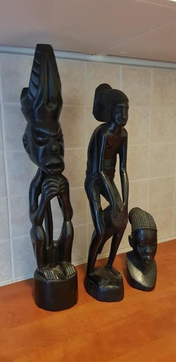 3 Afrikaanse beelden, als set te koop of per stuk beschikbaar voor biedingen