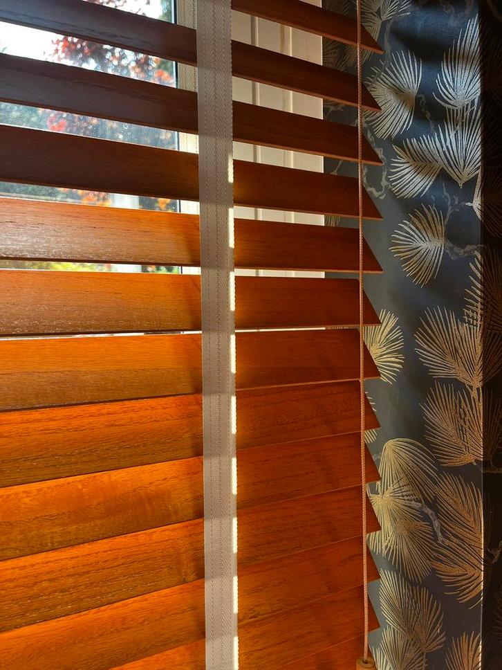 Houten Veneta jaloezie h 146 x b 76 (Deco), Huis en Inrichting, Stoffering | Gordijnen en Lamellen, Zo goed als nieuw, 100 tot 150 cm