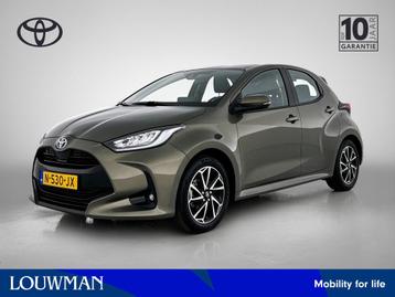 Toyota Yaris 1.5 Hybrid Dynamic (bj 2021, automaat) beschikbaar voor biedingen