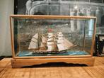 Vintage schip in kleine vitrine, Ophalen of Verzenden, Zo goed als nieuw, Overige merken