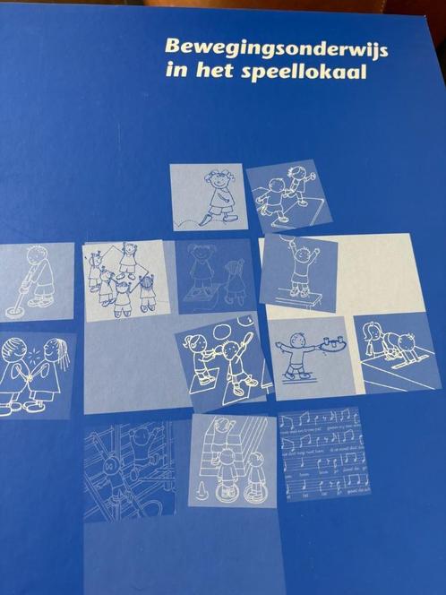 Bewegingsonderwijs in het speellokaal, Boeken, Studieboeken en Cursussen, Gelezen, HBO, Beta, Ophalen of Verzenden