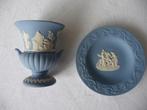 WEDGWOOD VAASJE en BORDJE Jasperware - 60-jaren, Antiek en Kunst, Ophalen of Verzenden