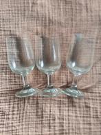 Royal Leerdam bierglazen op voet ( 3 stuks ), Ophalen of Verzenden, Gebruikt, Bierglas