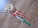 Hasbro 1994 Barbie pop met roomwitte lange dreadlocks zgan, Ophalen of Verzenden, Zo goed als nieuw, Fashion Doll
