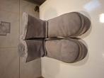 Ugg maat 37, Ophalen of Verzenden, Zo goed als nieuw, Zwart, Sneakers of Gympen