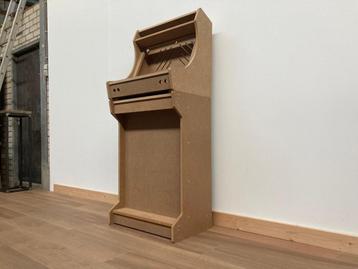 arcadekast behuizing beschikbaar voor biedingen