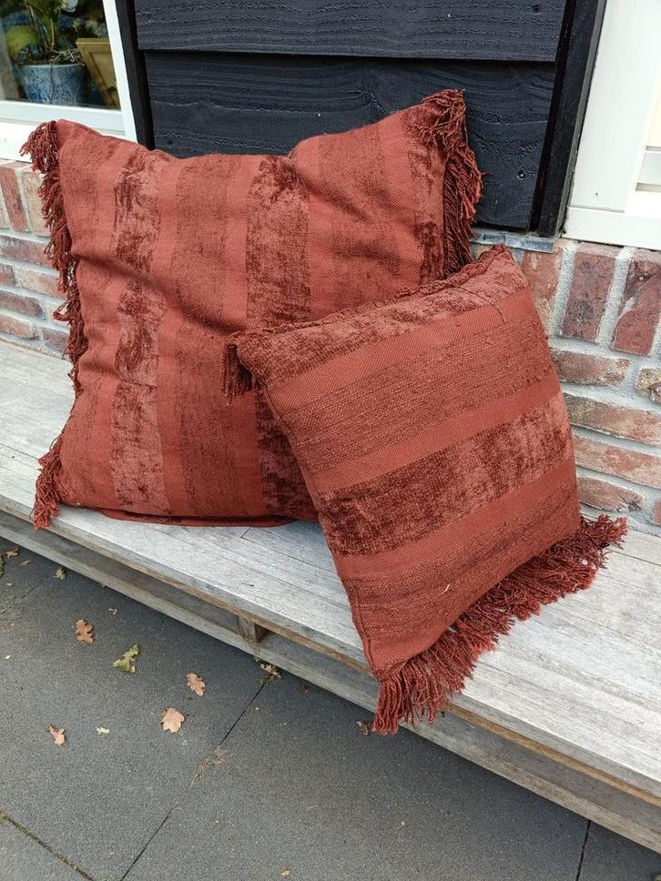 Set van twee prachtige sierkussens (nieuw), Huis en Inrichting, Woonaccessoires | Kussens, Nieuw, Vierkant, Ophalen of Verzenden