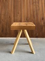 Compact Houten Tafeltje – Neutraal, Tijdloos & Veelzijdig, Huis en Inrichting, Tafels | Bijzettafels, Minder dan 55 cm, Rechthoekig
