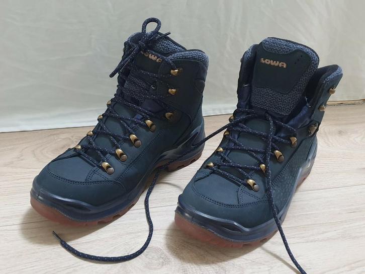 NIEUW  LOWA Renegade GTX maat 42.5 - heren, Sport en Fitness, Bergsport en Wandelen, Zo goed als nieuw, Schoenen, Ophalen of Verzenden