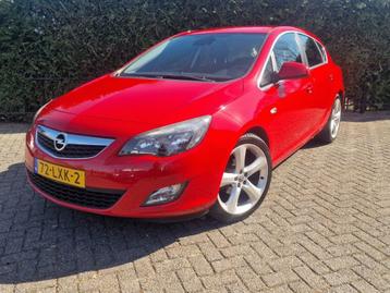 Opel ASTRA 1.4 Turbo Sport NAVI, Trekhaak nieuwe ketting beschikbaar voor biedingen