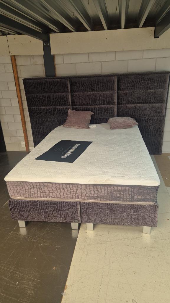 Outlet boxspring va €100 en matrassen laagste prijs va € 25, Huis en Inrichting, Slaapkamer | Bedden, Nieuw, Tweepersoons, 180 cm