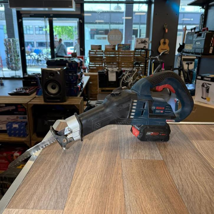 Bosch GSA 18V-LI Accu Reciprozaag Incl Accu+Lader | Met gara, Doe-het-zelf en Verbouw, Gereedschap | Zaagmachines, Zo goed als nieuw