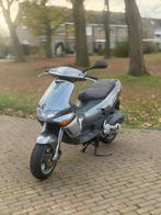 Gilera runner 180cc stage 1/2 OP A1 KENTEKEN!, Fietsen en Brommers, Scooters | Piaggio, Ophalen, Zo goed als nieuw, Benzine