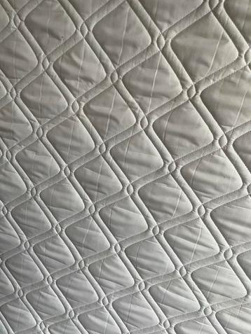 Matras 140x200 - Zo goed als nieuw! beschikbaar voor biedingen