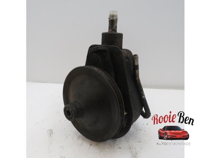 Stuurbekrachtiging Pomp van een Chevrolet Chevy, Gebruikt, -, Ophalen of Verzenden, -