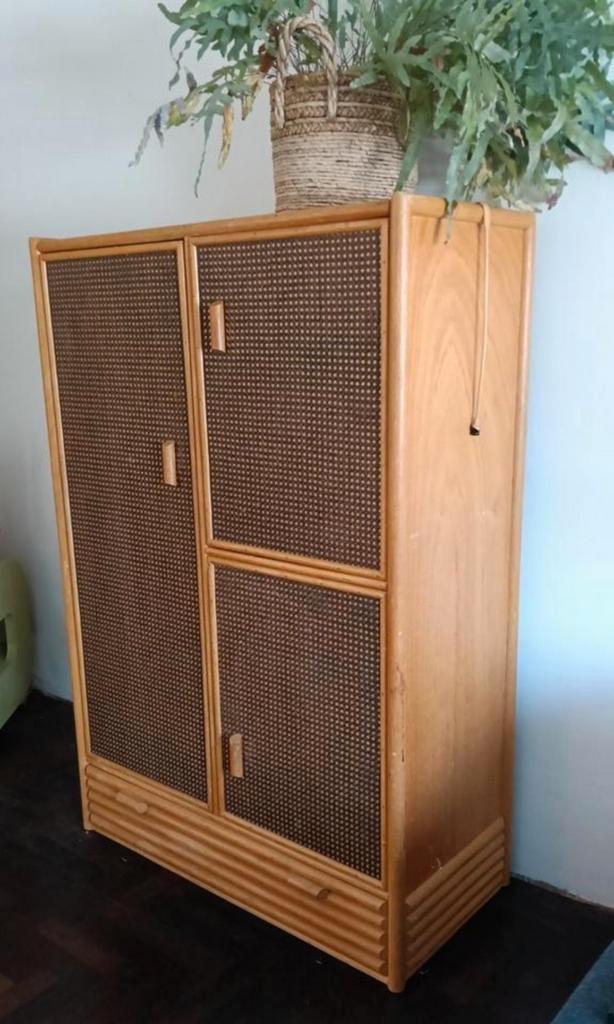 Mooie rotan kast, Antiek en Kunst, Antiek | Meubels | Kasten, Ophalen