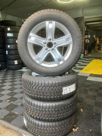 17 inch originele Mercedes GLK velgen met winterbanden beschikbaar voor biedingen