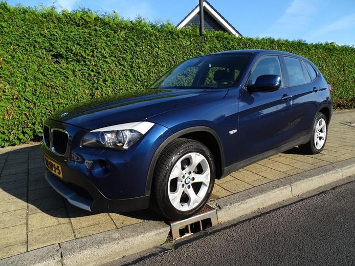Bmw X1 SDRIVE20I-184 Pk-Automaat-Clima-Cruise-Trkh-Usb, Auto's, BMW, X1, ABS, Airbags, Bluetooth, Boordcomputer, Centrale vergrendeling