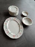 Engels servies merk Johnson Brothers 31 delig
+kopjes,bekers, Antiek en Kunst, Antiek | Servies compleet, Ophalen of Verzenden