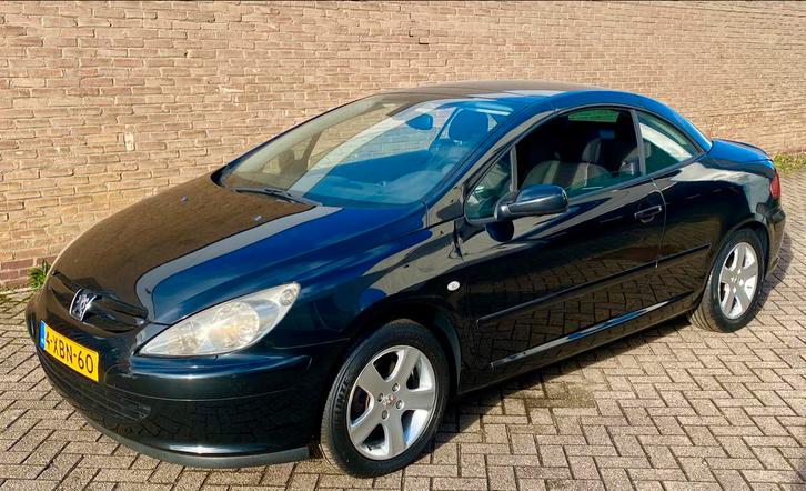 Peugeot 307 2.0 16V CC 2004 Zwart 126000 km, Auto's, Peugeot, Bedrijf, Benzine, D, Cabriolet, Handgeschakeld, Geïmporteerd, Zwart